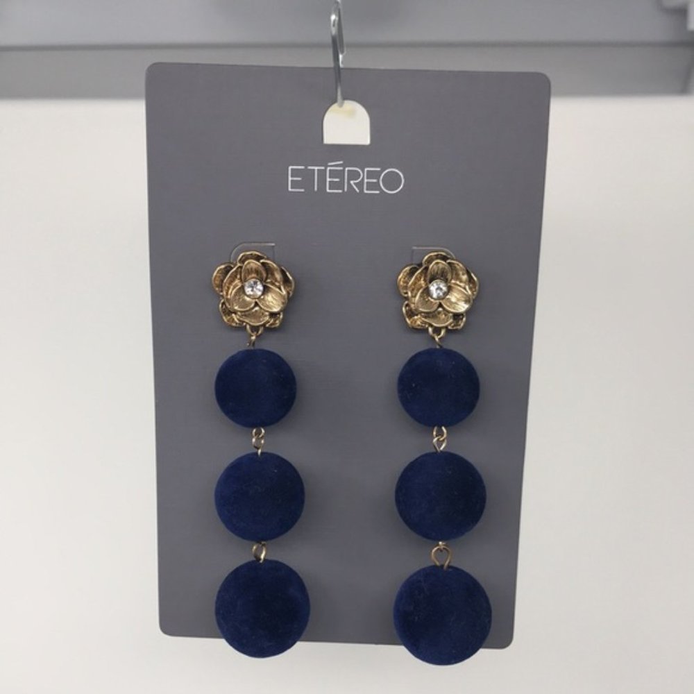 Etereo Flower Drop Earrings